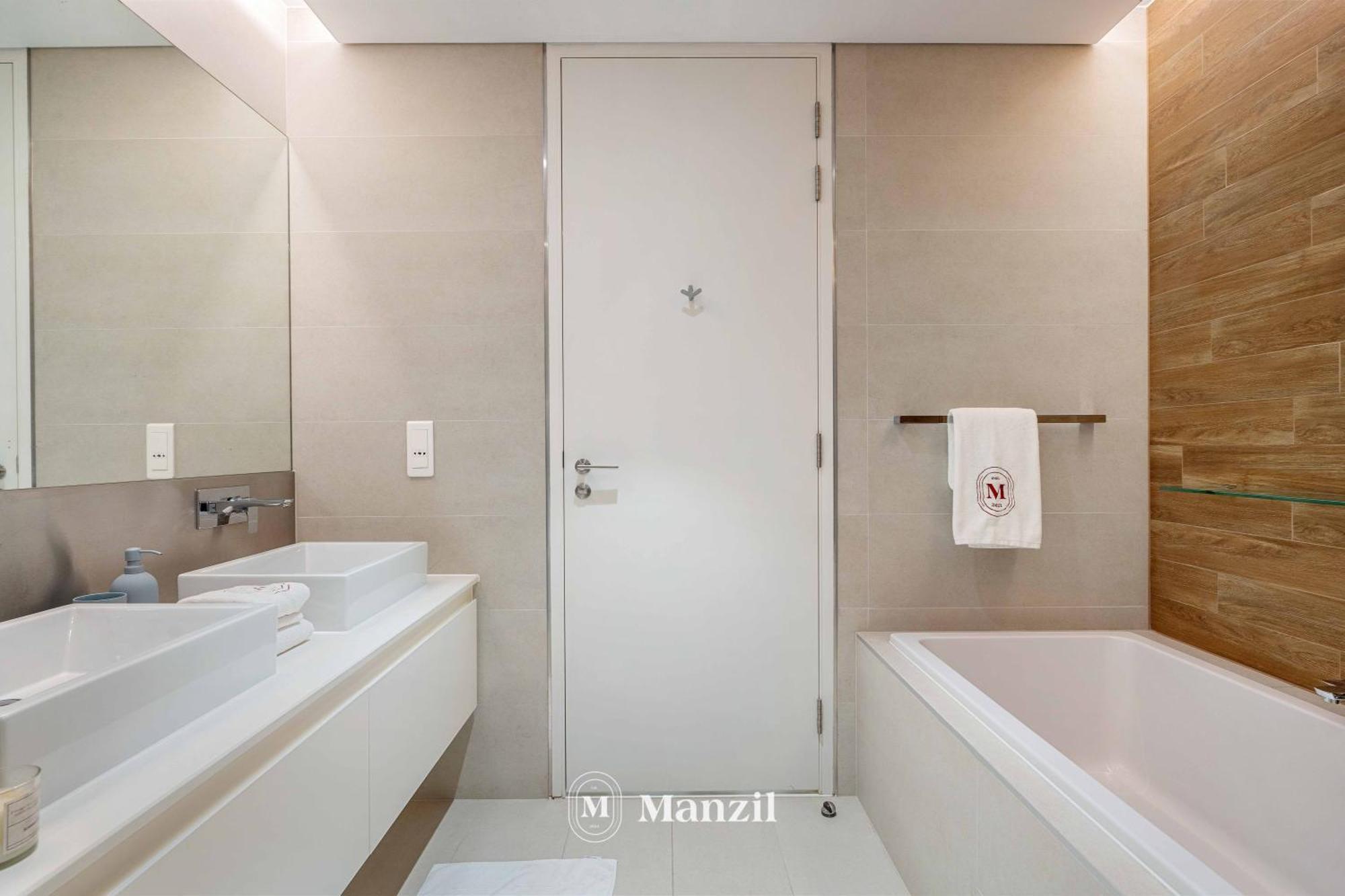 Manzil - 3br In Bluewaters Island Near Ain Apartment Dubai