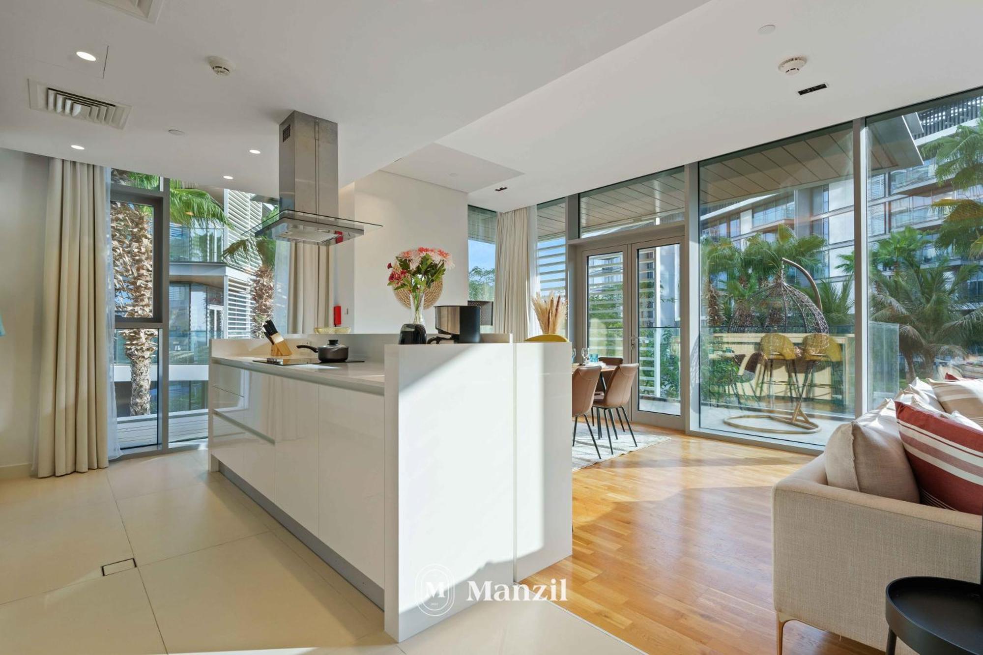 Manzil - 3br In Bluewaters Island Near Ain Apartment Dubai